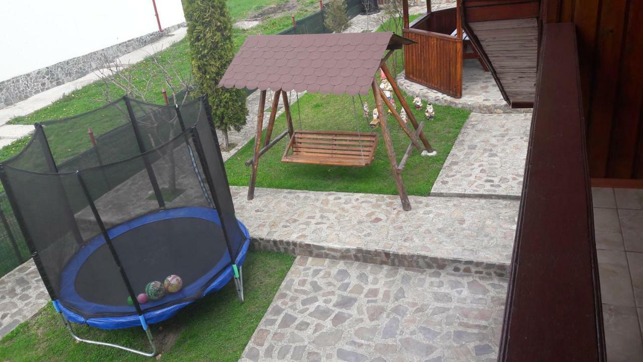 Pensiunea Nicol Otel Valea Iasului Dış mekan fotoğraf